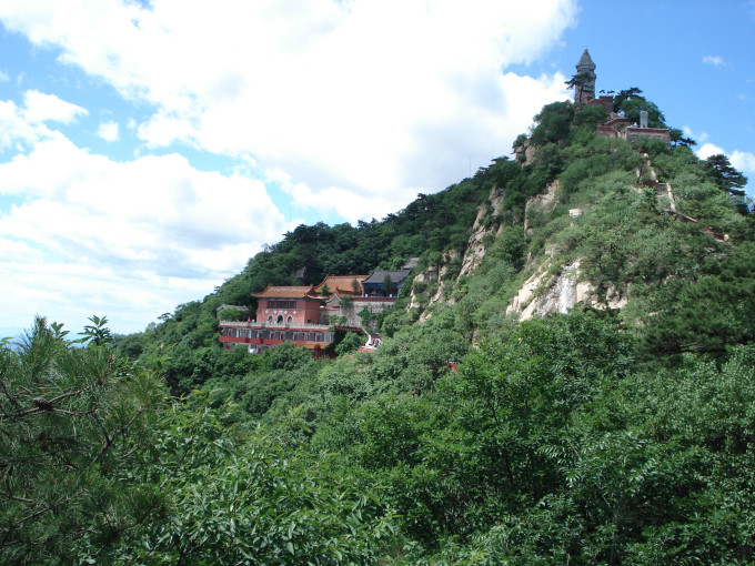 京东最新山，探索未知，领略自然之美